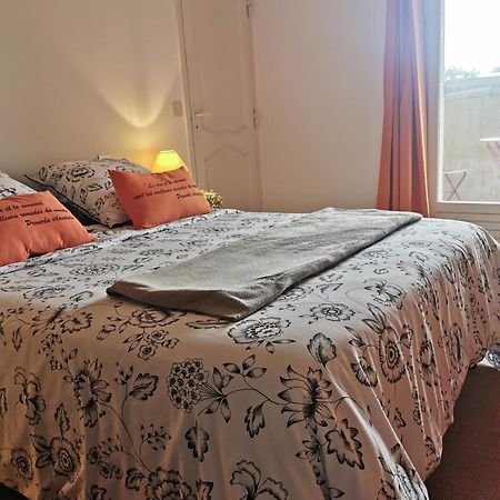 Chambre Dans Verdure Provencale Eyragues Exterior foto