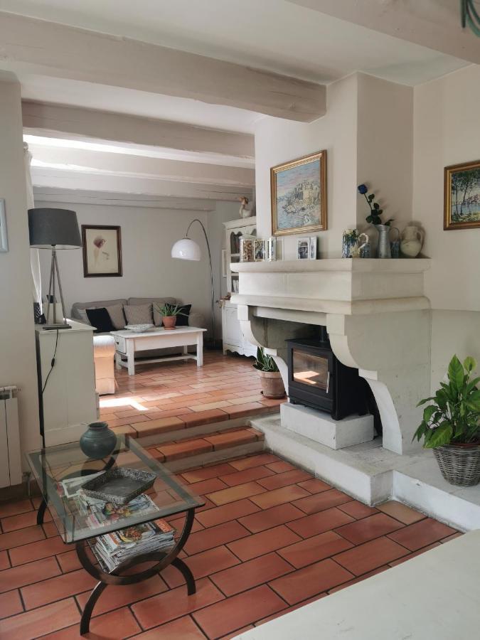 Chambre Dans Verdure Provencale Eyragues Exterior foto