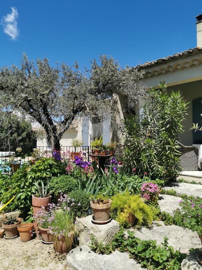 Chambre Dans Verdure Provencale Eyragues Exterior foto