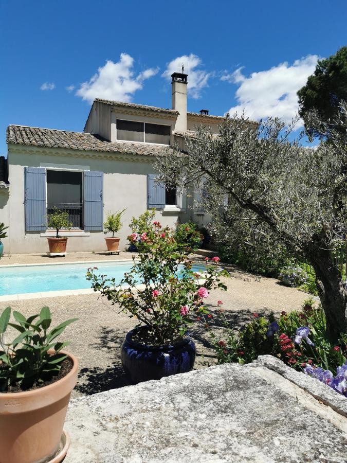 Chambre Dans Verdure Provencale Eyragues Exterior foto